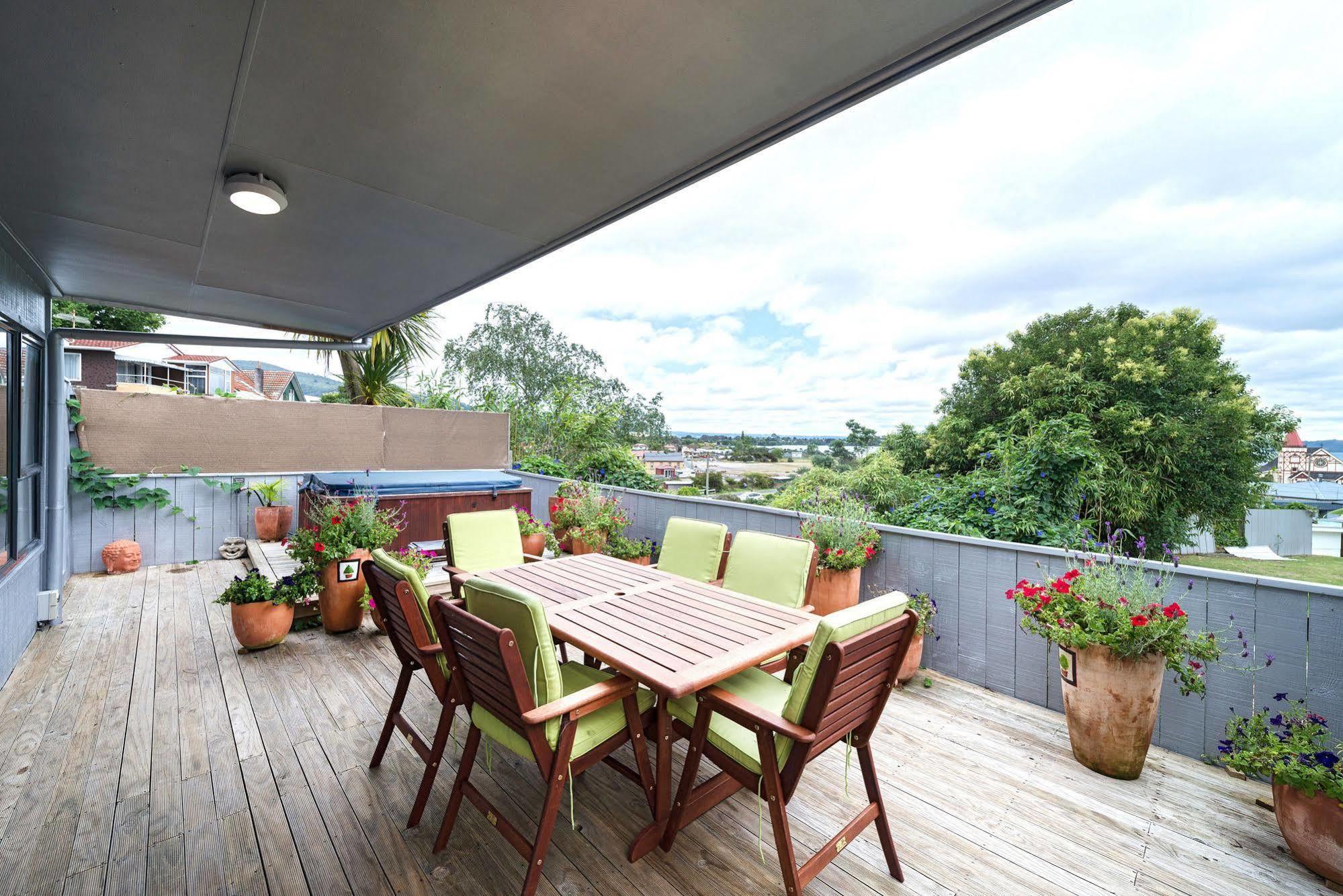 Lakeside City Apartments - Penthouse And Studio Rotorua Exteriér fotografie